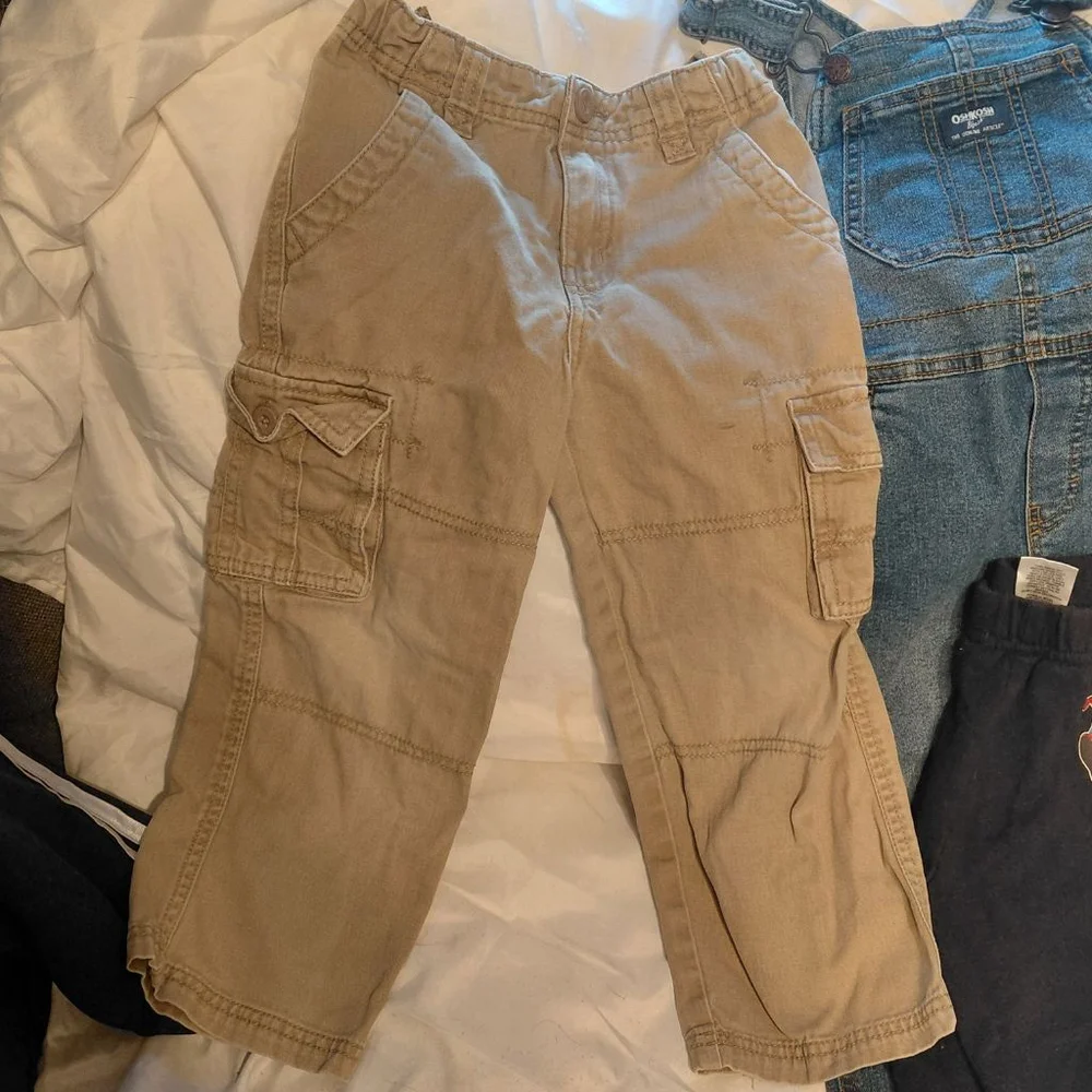 Boys OshKosh B'gosh Blue Denim Overalls Bundle size 4 Pants Excellent condition